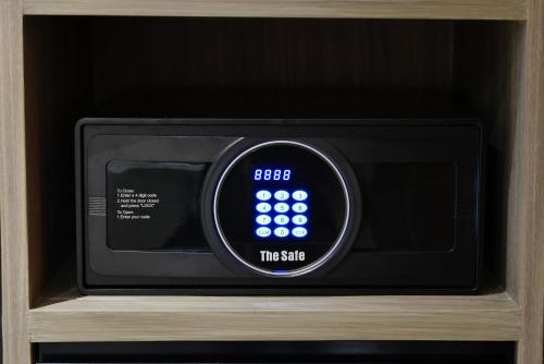 Executive Suite image 5