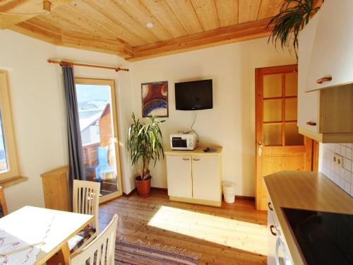  Lovely Apartment in Tr polach with Sauna in Tröpolach