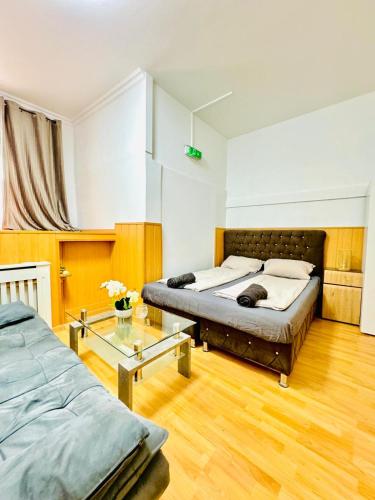 Comfy Rooms in a Shared Apt, 8Min to Rathausplatz, Vienna