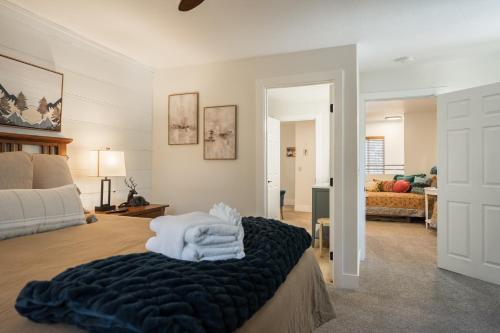 37 - Foxy Farm Ranch home - image 2