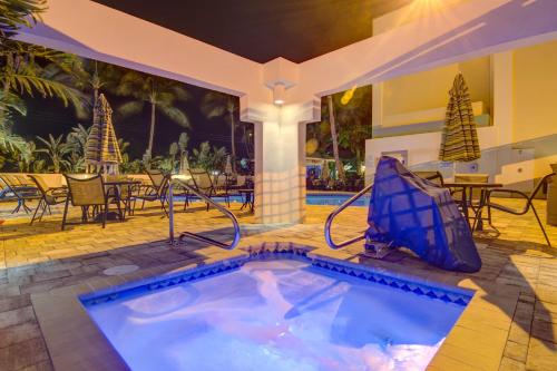 Swimming pool, Boca Plaza in Boca Raton (FL)