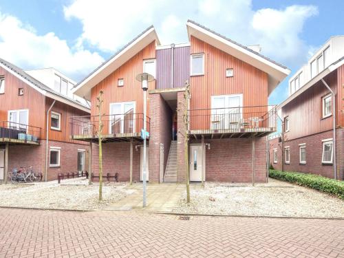  Lake View apartment with dishwasher close to Amsterdam in Uitgeest