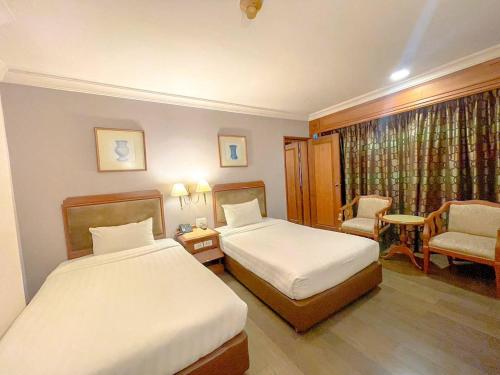 Topland Hotel