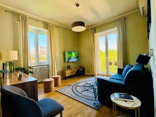 The 7th Apartment