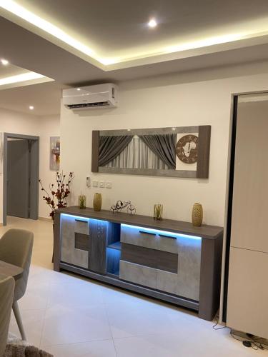 Luxury 2 bedrooms Labone Loft suites in ลาโบเน