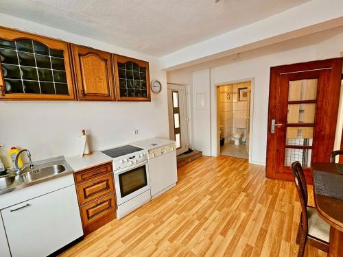 köök, Work & Stay Apartment in Biebelnheim in Biebelnheim
