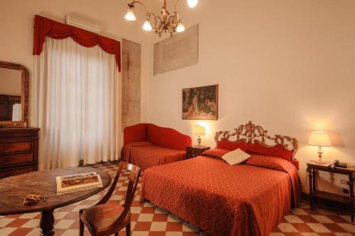 Hotel Annalena Room Type - Junior Suite with Balcony Hotel Annalena Room Type - Junior Suite with Balcony