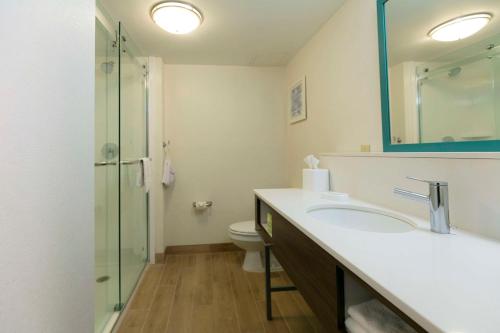 Hampton Inn Scranton at Montage Mountain - image 11