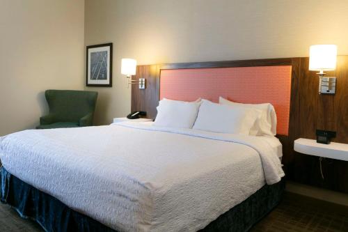 Hampton Inn Scranton at Montage Mountain - image 8