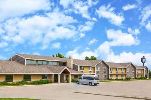 AmericInn by Wyndham Clear Lake in Clear Lake, USA