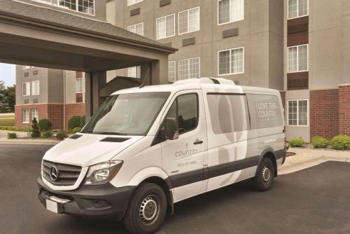 Country Inn & Suites by Radisson, Eagan, MN in Eagan, USA