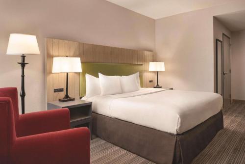 Country Inn & Suites by Radisson, Eagan, MN in Eagan, USA