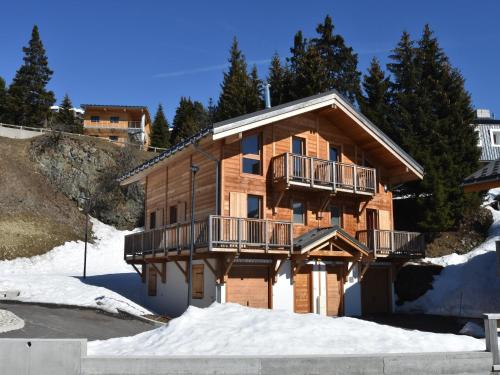 Splendid Chalet in Chamrousse with TV Splendid Chalet in Chamrousse with TV