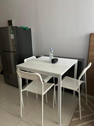 Cozy Modern 1BR with Netflix 50 inc TV, Dżakarta (zdjęcie 6)
