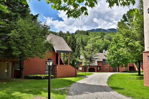 Trail Creek 64 - 1 BR with Loft, Ski Home Trail, Bus, Hot Tub, Pool! in Killington, USA