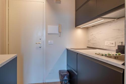 Familia Apartaments - 252 by HAPPYHOSTORINO, Turín (fotografie 11)