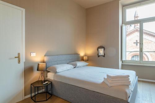 Familia Apartaments - 252 by HAPPYHOSTORINO