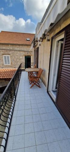 Apartments Tenara - close to sea - main image