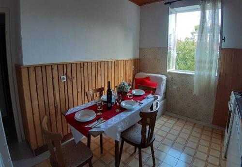 Two-Bedroom Apartment with Sea View