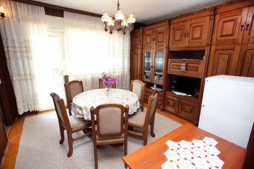 Apartments Mar - 10m from the sea - image 7