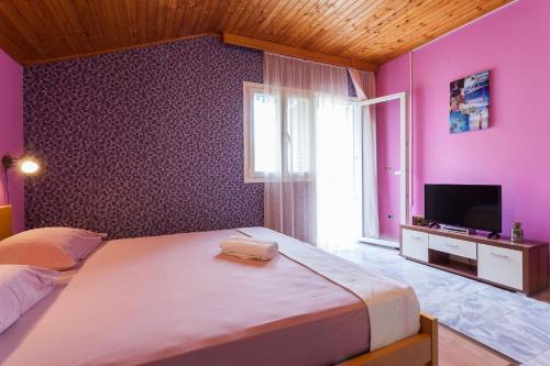 Apartment Ante-50m from beach - image 3
