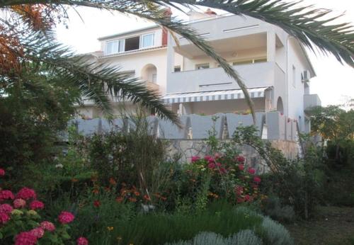 Apartments Ivo - with parking