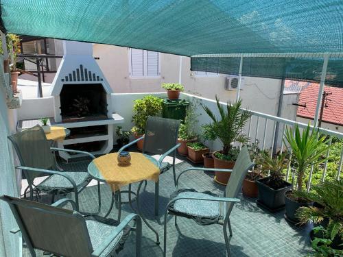 Apartment Tomi - beautiful view - image 10