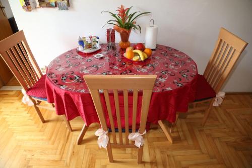 Apartment Tomi - beautiful view - image 7