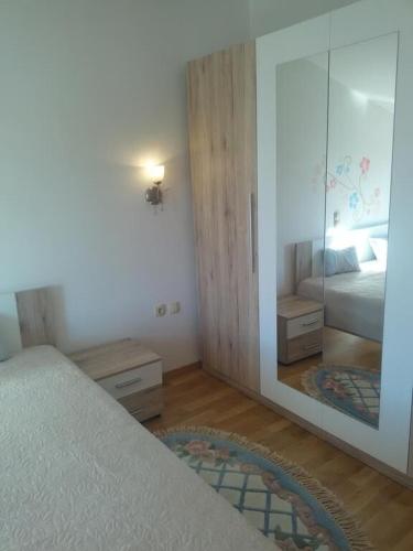 Two-Bedroom Apartment image 5