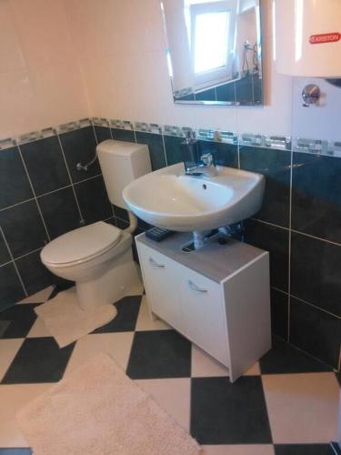 Apartment Marinka - image 4