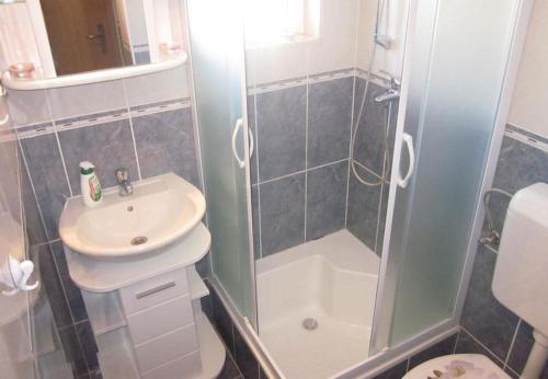 Apartments Sto - big terrace - image 10