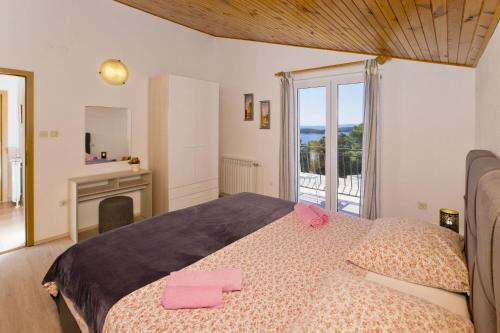 Three-Bedroom Apartment image 10