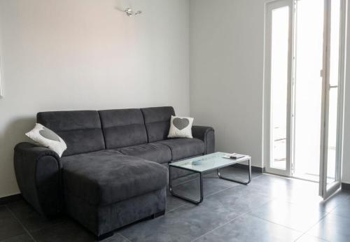Apartment Marina - sea view - main image