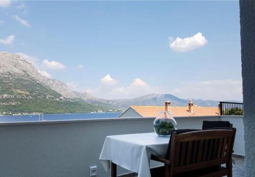 Apartment Marina - sea view - image 11