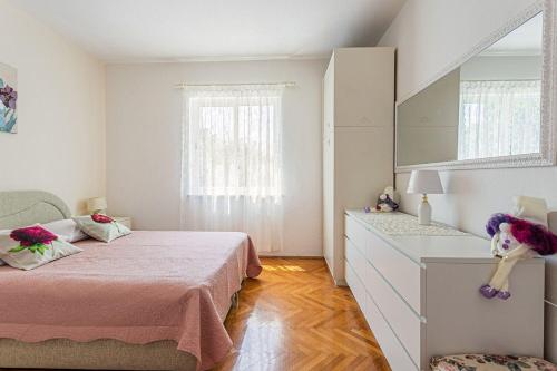 Two-Bedroom Apartment Standard image 6