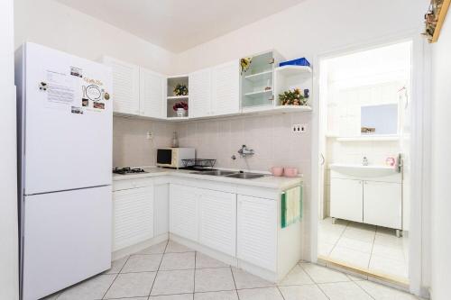 One-Bedroom apartment Standard image 4