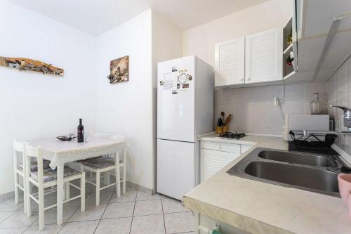 One-Bedroom apartment Standard image 5