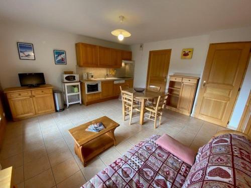 Apartment image 10
