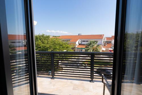 Apartment with Sea View image 5