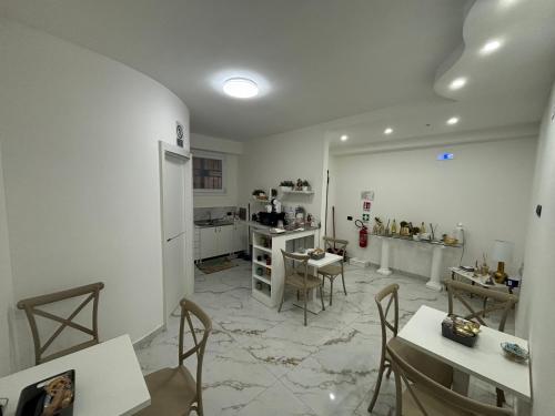 Restaurante, B&B A un passo dal mare in Crotona