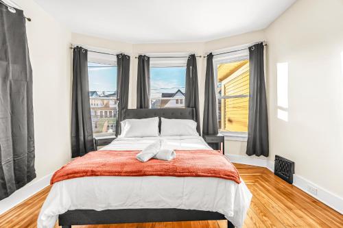 Spacious Modern Apartment with Free Parking in Bridgeport, USA