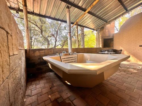 Farm stay at Saffron Cottage on Haldon Estate