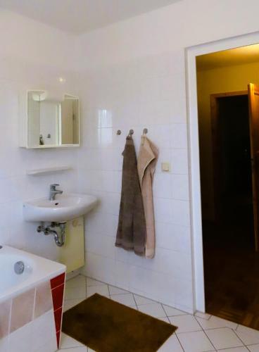 Vannas istaba, Ferienwohnung "Specker Krug" in Kargow