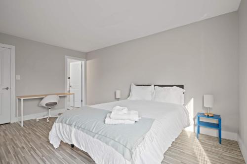 Rochester Hills Serenity - Two-Bedroom Two Bathroom in Rochester Hills, USA