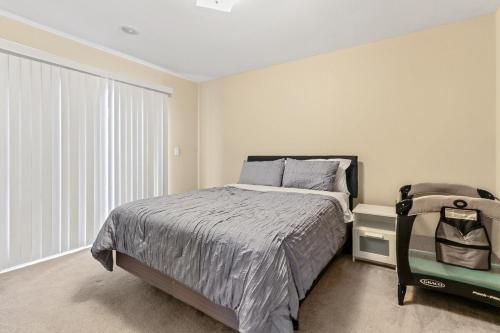 Twin Lakes Dog Friendly Home - Balcony - Short Drive to Alpine and Wilmot Ski Resorts