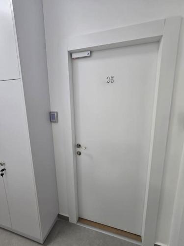 Ryo 35 דירת נופש מושלמת מרחק 5 דקות מחוף הים in Bat Yam