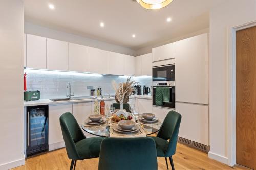 Shanti Suite - 2BED 2BATH City Centre - WIFI - Netflix- Parking- Modern- Perfect for Family, Contractors, Leisure, Business by Shanti Nights, Birmingham (fotografie 6)
