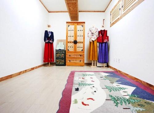 Cancan Guesthouse - Фото 2
