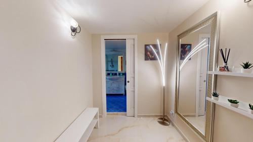So Nice Apartment - Tap to explore photos
