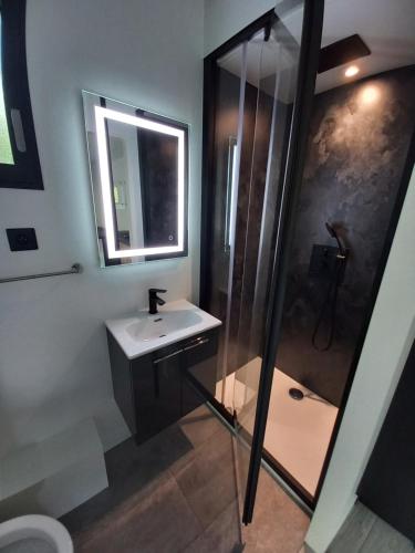 Duša, Tiny house dans l'ouest lyonnais in L'Arbresle
